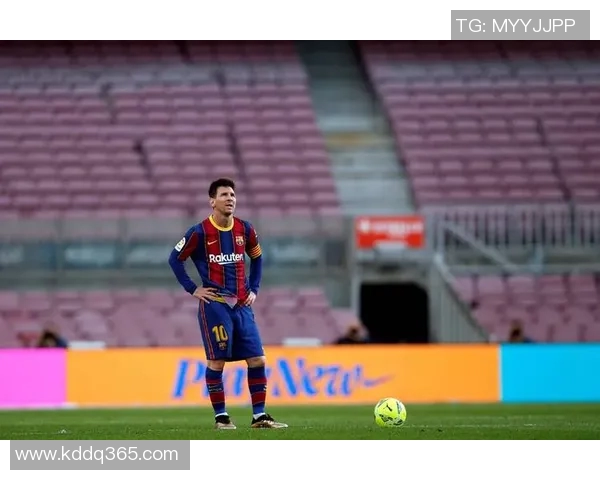 梅西送上温暖圣诞祝福足球明星共庆节日欢乐时光